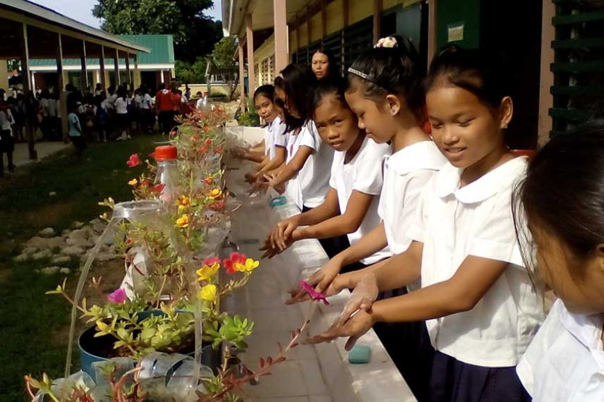 Global_Handwashing_Day_Celebration_at_Lupok_Central_Elementary_School,_Guiuan_Eastern_Samar_Philippines