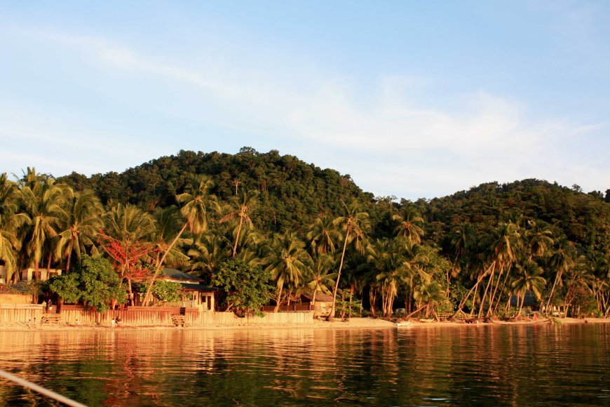 island-hopping-in-el-nido-10