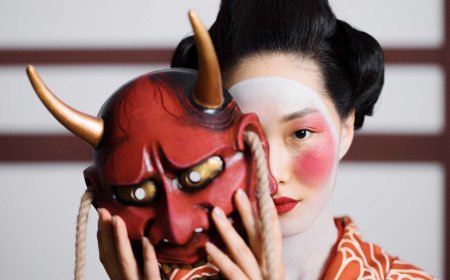 The Unspoken: Decoding "Honne" and "Tatemae" in Japanese Culture