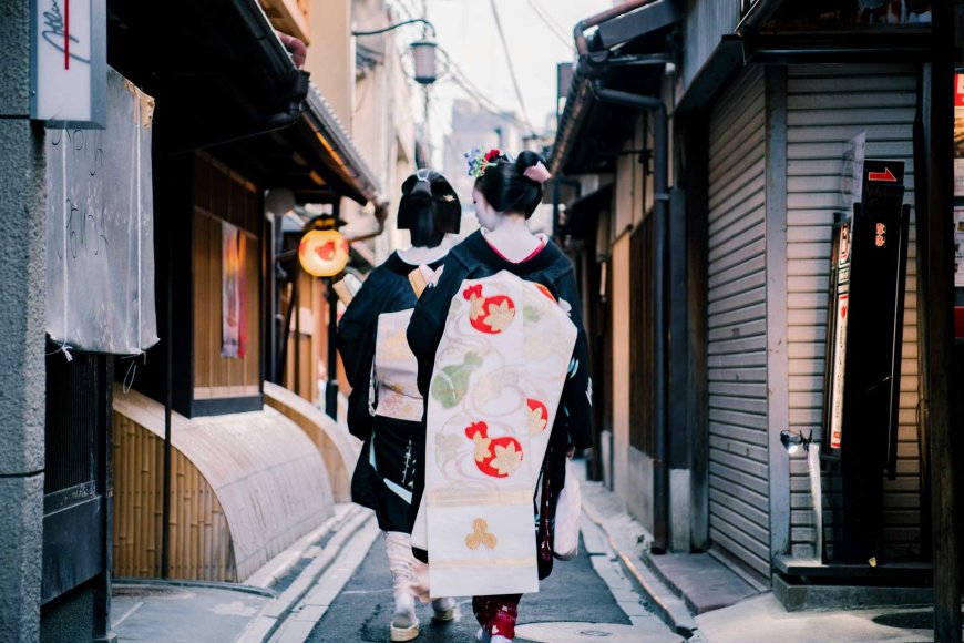 the-real-japan-beyond-myths-and-misconceptions-05