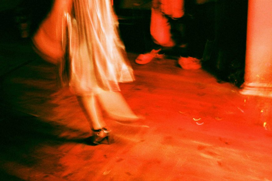 dance-of-the-butterflies-the-concept-of-paru-paro-in-japan-07