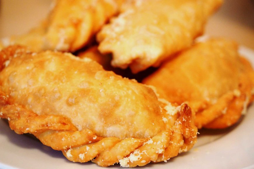 filipino-cuisine-a-culinary-journey-through-the-philippines-06