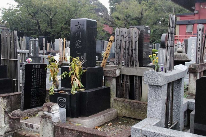 お盆-代々受け継がれる祖先への敬意-02