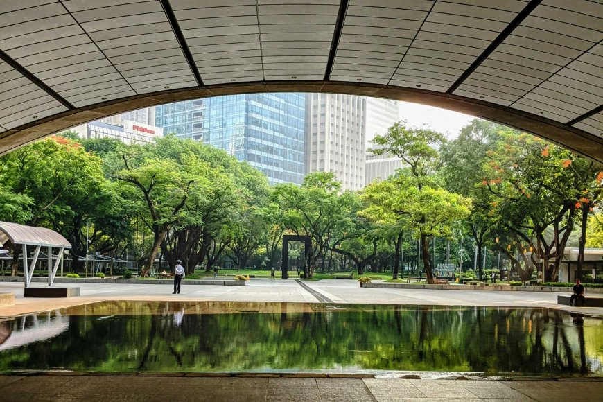 makati-city-metro-manilas-financial-and-cultural-hub-02