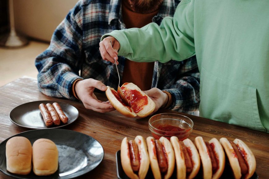 banana-ketchup-vs-tomato-ketchup-the-ketchup-debate-you-never-knew-you-needed-06