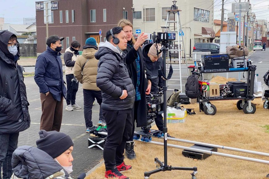 crosspoint-a-filipino-directors-bold-vision-of-life-struggle-and-survival-in-japan-04