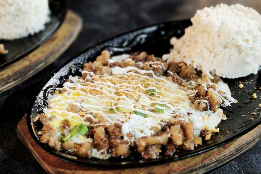 the-sizzle-of-sisig-a-filipino-culinary-icon-03