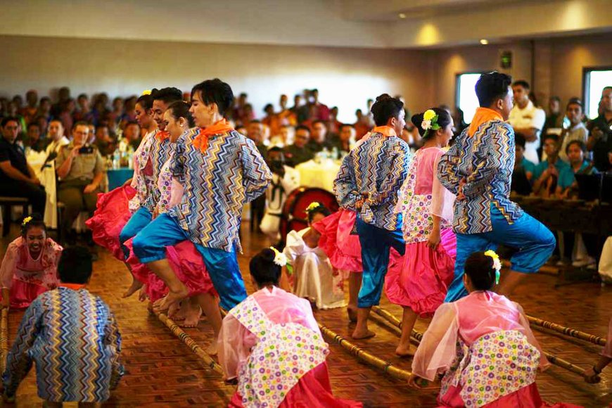 philippine-cultural-immersion-a-guide-to-experiencing-the-countrys-traditions-and-customs-02