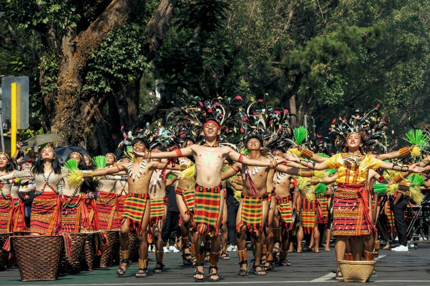 Philippine Cultural Immersion: A Guide to Experiencing the Country's Traditions and Customs