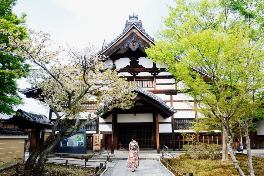 日本の秋分の日伝統自然そして内省の調和-07