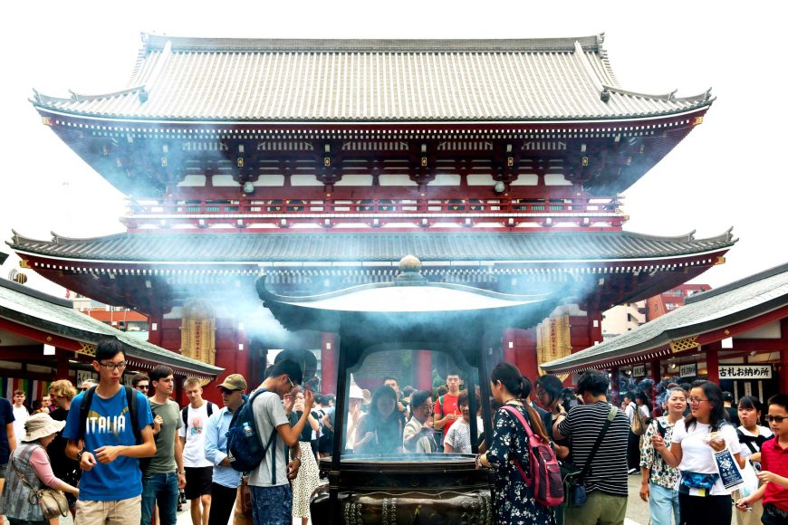 omamori-hatsumode-and-hope-how-japan-begins-the-year-with-faith-06
