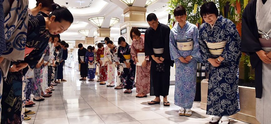 bowing-in-japan-guide