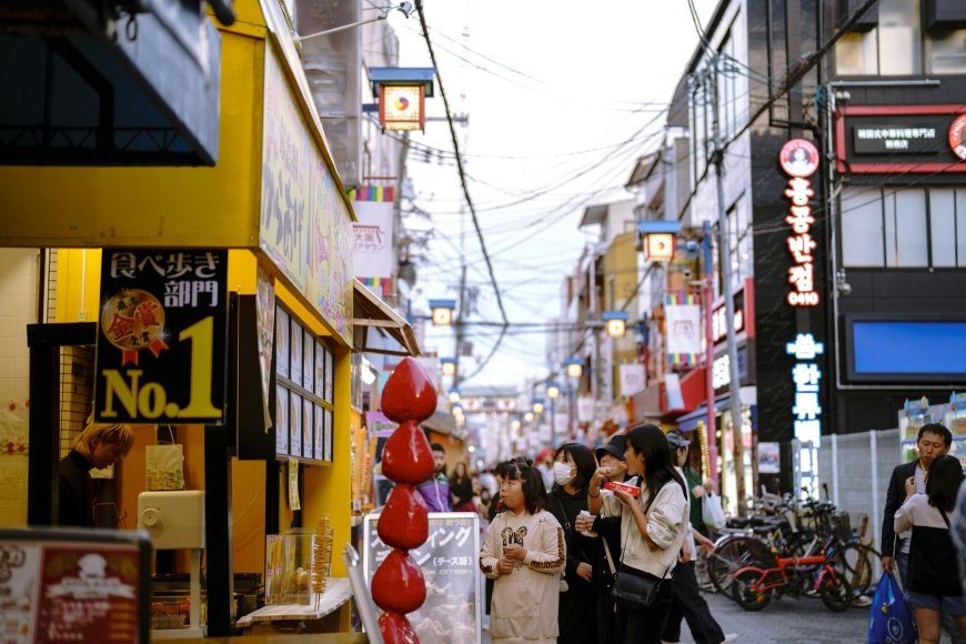 dining-etiquette-japan-what-not-to-do