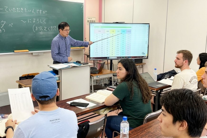 Japan Plans New Japanese Language Program for Foreign Residents